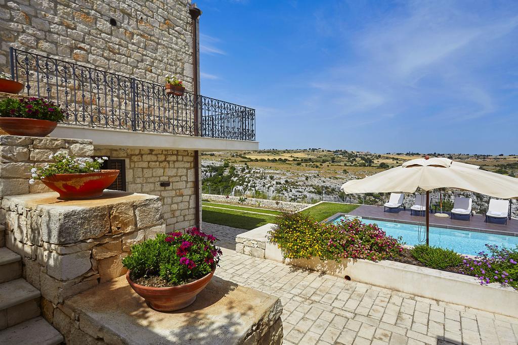 Casa Al Castello Guest House Ragusa Exterior photo