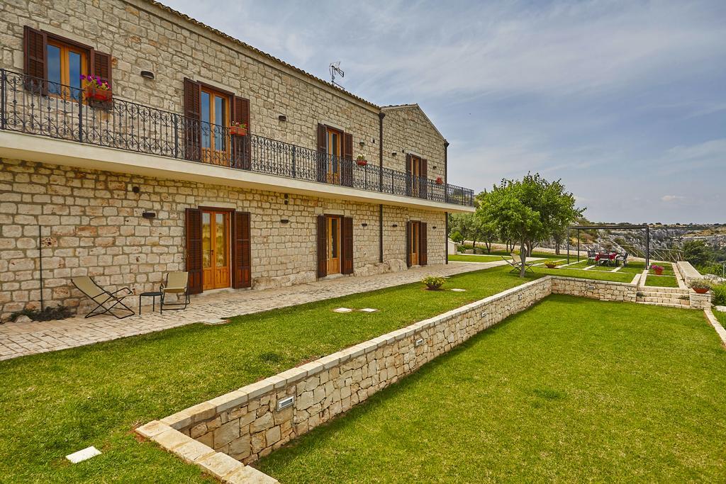 Casa Al Castello Guest House Ragusa Exterior photo